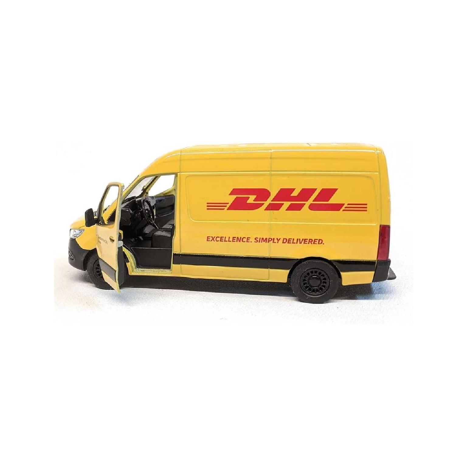 Mercedes-Benz Sprinter Cargo Van thumbnail 3