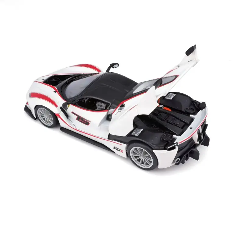 Ferrari FXX K thumbnail 6